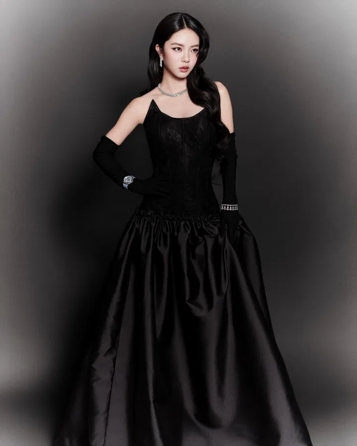 黄暄婷（Chantalle Ng）的2026红星大奖红毯造型