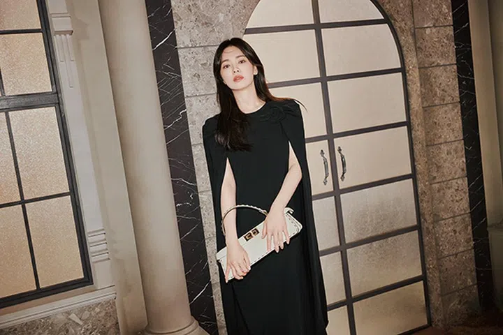 宋慧乔 SONG HYE KYO Fendi Peekaboo 手袋 Peekaboo bag