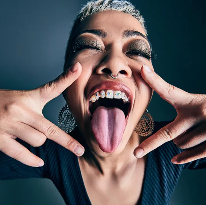 tooth gems 牙饰造型