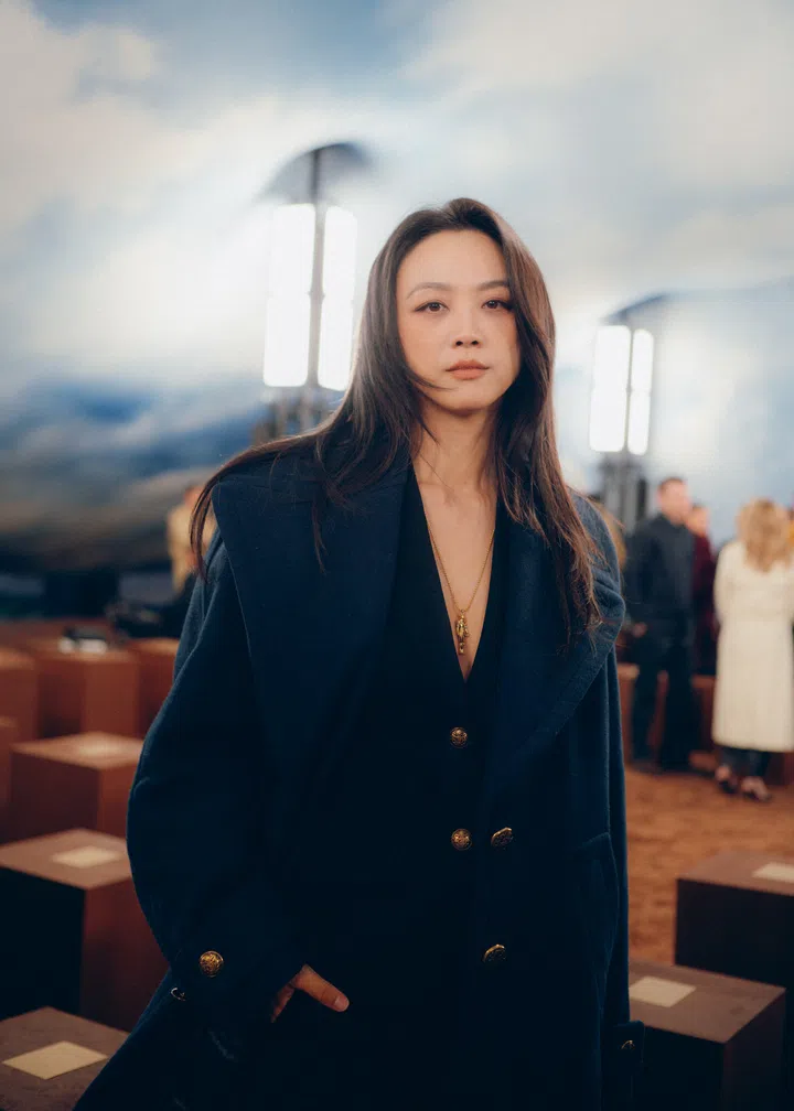 中国女星汤唯出席Burberry 2026夏季时装秀