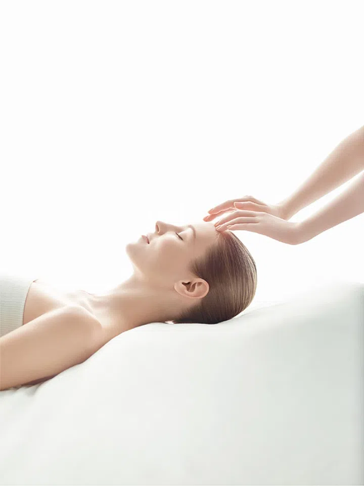 cle de epau BHG Beauty Hall facial