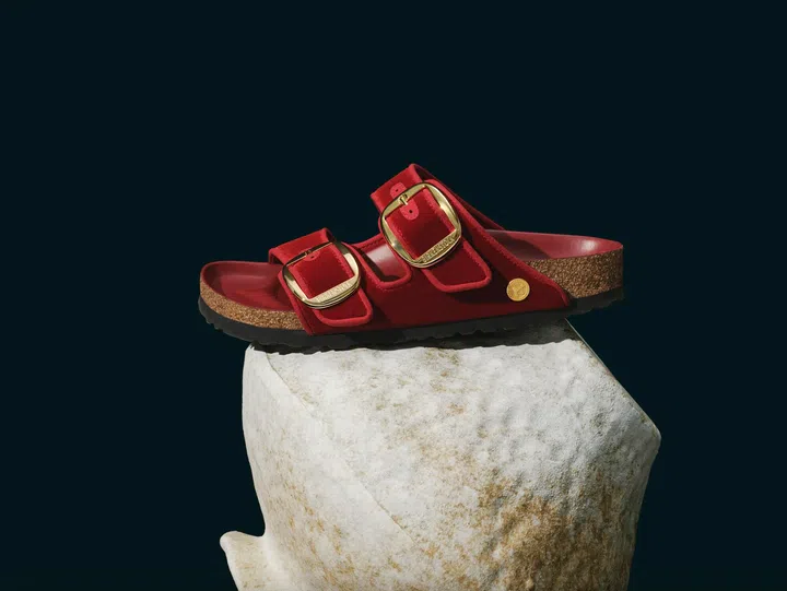 Birkenstock Arizona Big Buckle Piping Rivet Logo $429