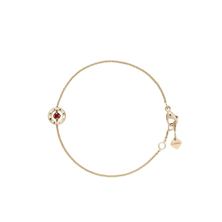 Chanel Coco Crush, Coco beige gold bracelet with ruby