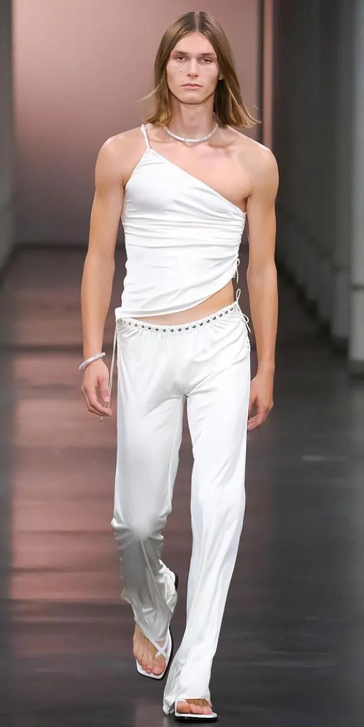 WIN Ludovic de Sernin runway look