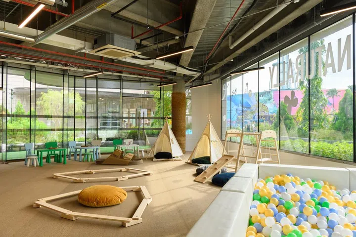 The Cork Oasis Pop-up