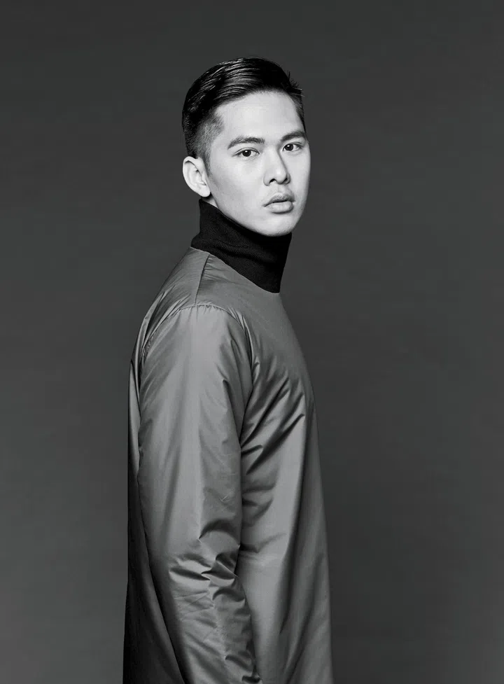 Q: 如果有能力改写历史，最想改变什么？A: 小时候我妈妈就病逝了。如果真能改变历史，我希望她还健在。