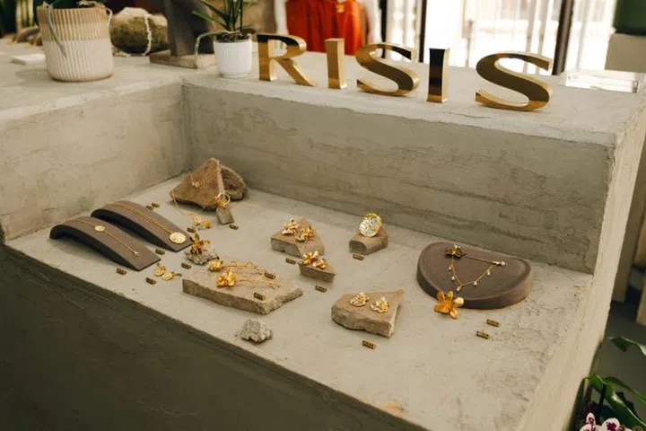 品牌于Lîlot7呈现融合亚洲意象与独家工艺的当代珠宝设计（图：RISIS提供）