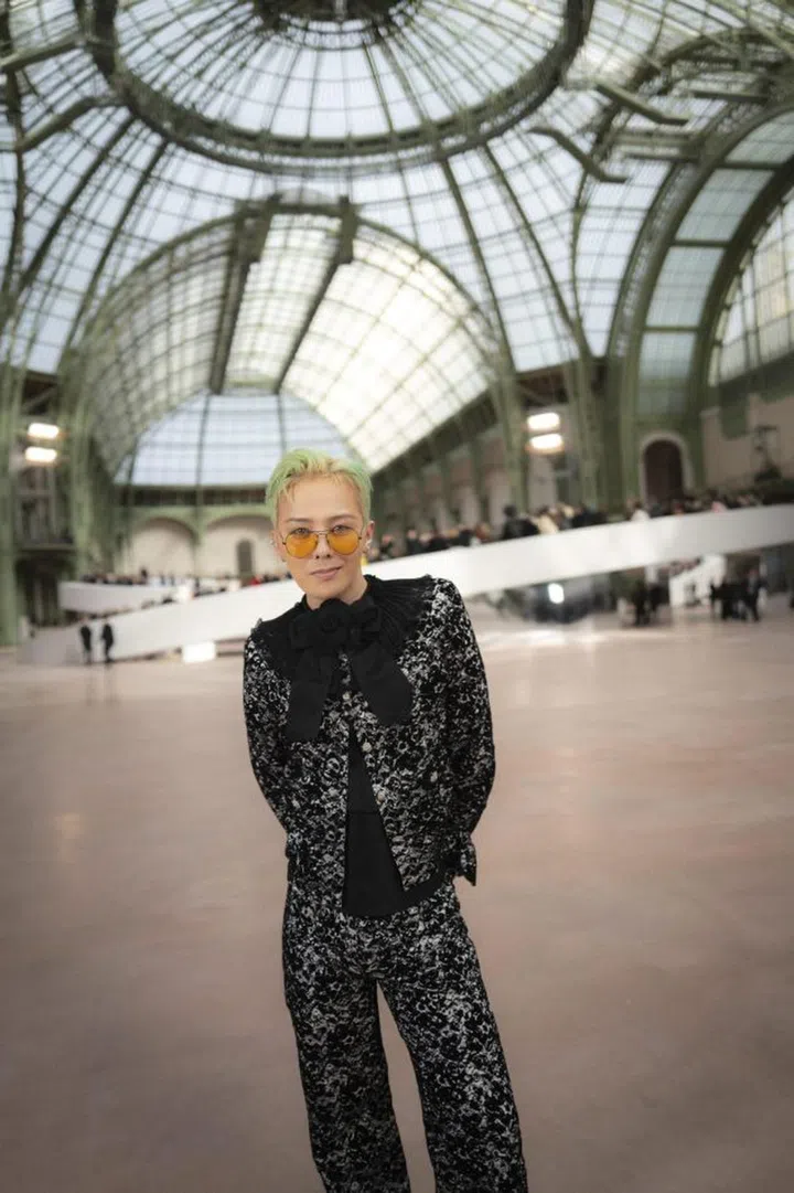 G-Dragon出席Chanel 2025年春夏高级订制服装秀（图 Chanel）