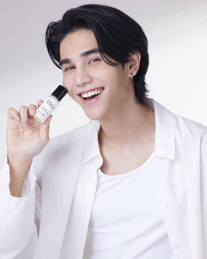 philosophy注重内外兼修的理念，为用家提供显著的护肤效果的同时，也强调身心健康平衡。