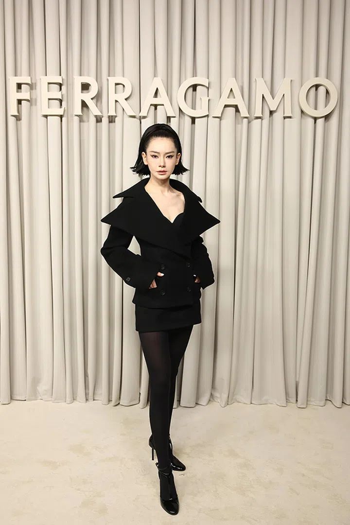 MILAN, ITALY - SEPTEMBER 21: Qi Wei attends the Ferragamo Spring Summer 2025 Fashion Show during the Milan Fashion Week Spring/Summer 2025 on September 21, 2024 in Milan, Italy. (Photo by Daniele Venturelli/Getty Images for Ferragamo)