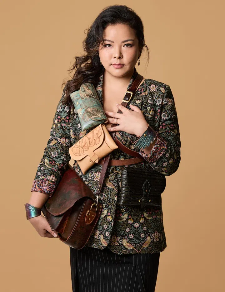 受访者专属配饰与服装。（图：《女友》拍摄）