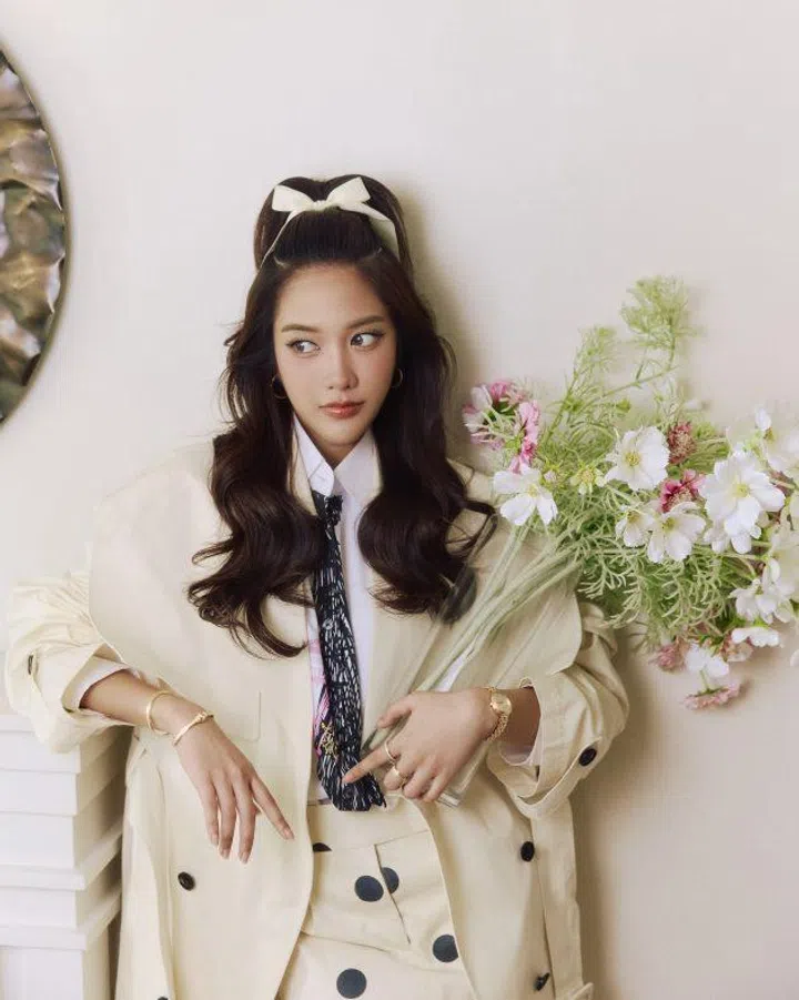 Freen Sarocha（图：Piaget）