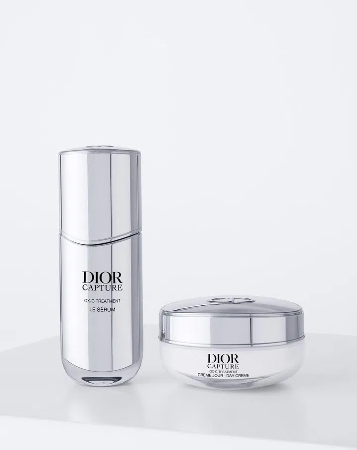 全新升级的Dior Capture系列通过革命性的科技，促进细胞呼吸，全面激活胶原蛋白再生。（图/Maeva Delacroix for Christian Dior Parfums）