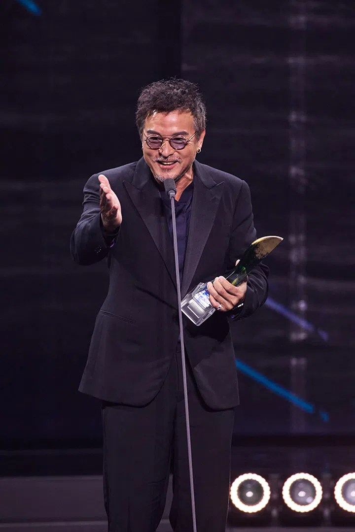 最佳男主角、特别成就奖与最佳综艺节目主持人得主——李铭顺