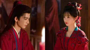 《逐玉》剧照：张凌赫与田曦薇身穿华丽红色古装婚服同框。左侧张凌赫侧脸低头沉思，长发束起，身穿绣有精致纹饰的红色礼服；右侧田曦薇梳着古典发髻，佩戴红色花饰与流苏发饰，穿着刺绣细节丰富的红色嫁衣，两人在暖色灯光映照下，营造出浓厚古装婚礼氛围。