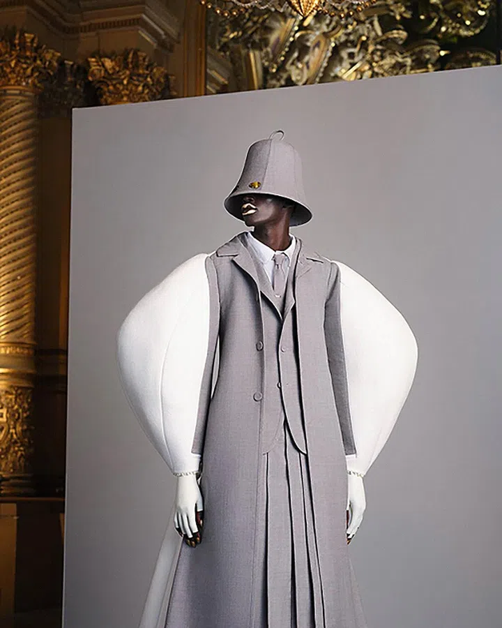 Thom Browne 2023年首个高定系列