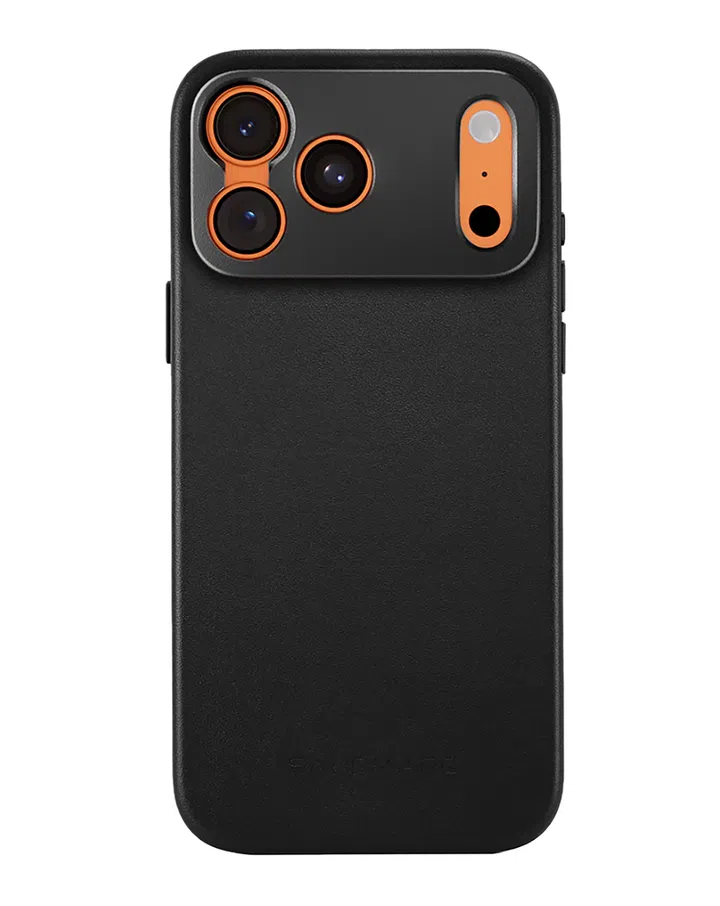 SANDMARC Pro Leather Case iPhone 17 手机壳，全黑头层皮革设计，简约外型搭配铝合金镜头接口，支援 MagSafe 磁吸充电，兼具质感与功能性。iPhone 17 手机壳推荐，防摔，高颜值，好看手机壳。