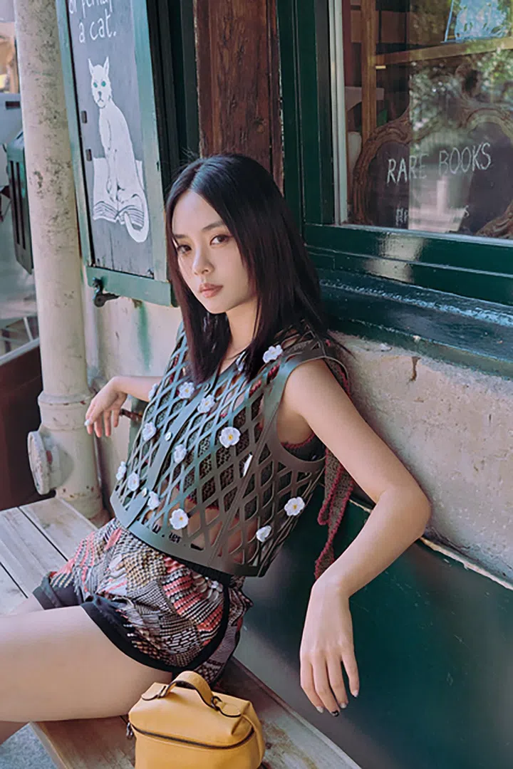 chantalle ng 黄暄婷
