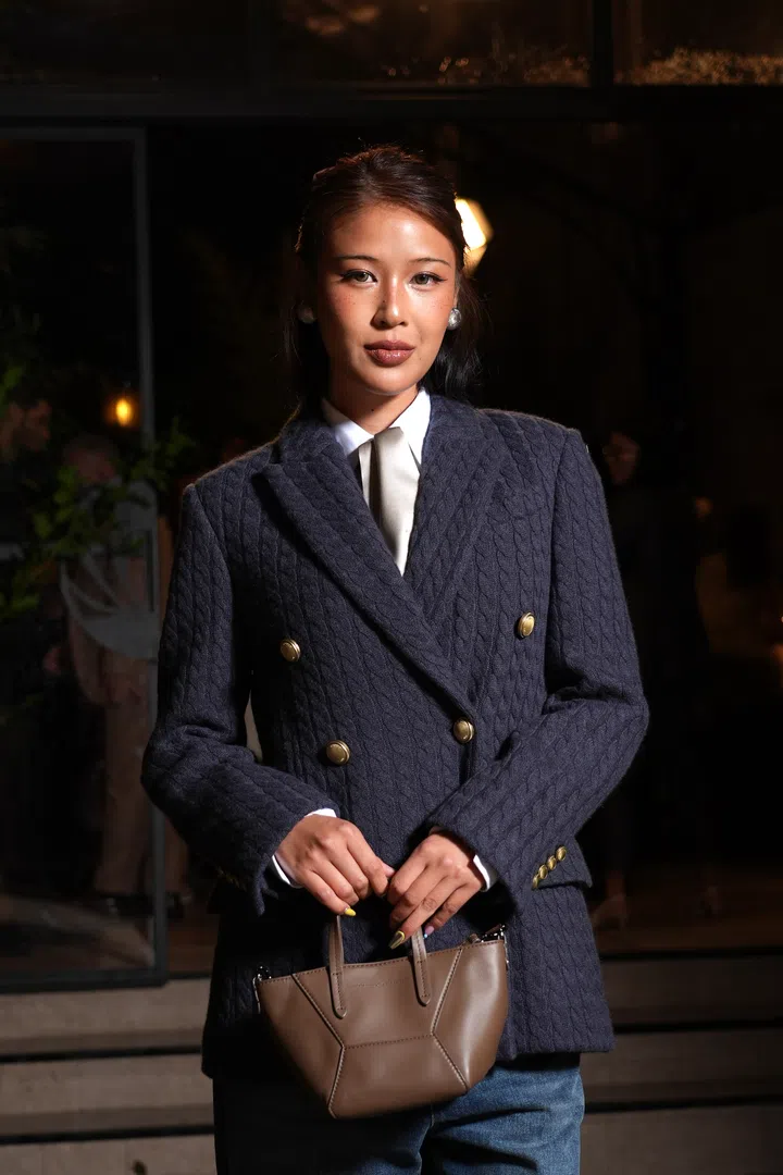 本地艺人陈一心出席Brunello Cucinelli 2026春夏女装秀