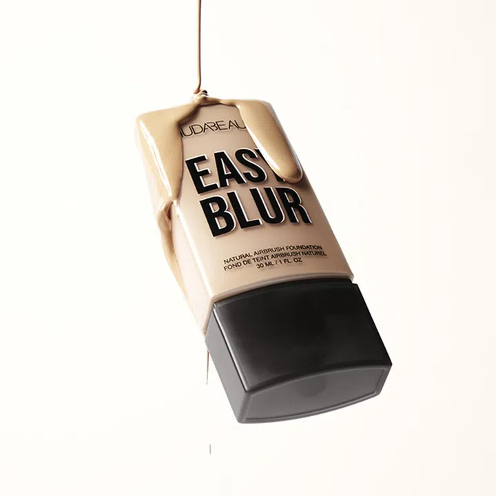 HUDA BEAUTY Easy Blur Foundation粉底液 $61