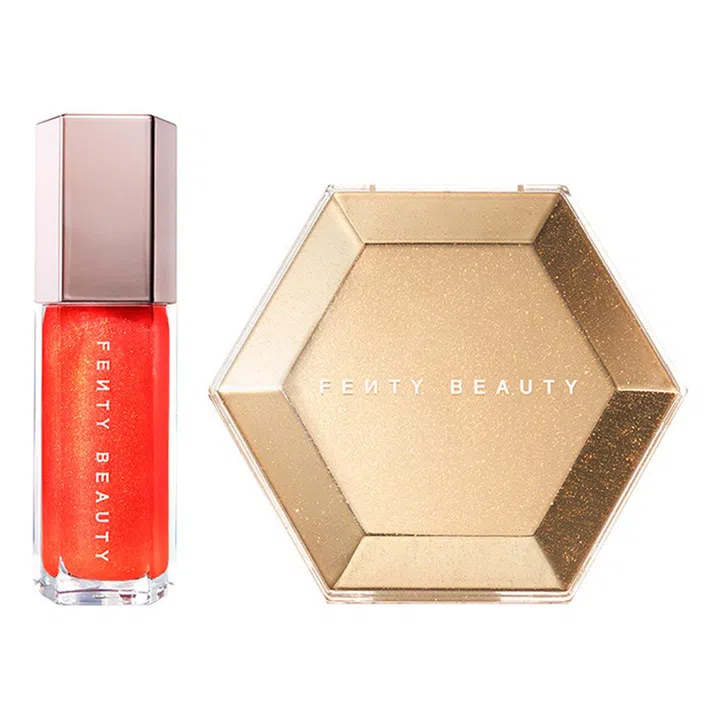 特别配合农历年推出的唇蜜+提亮粉组合，实在太太太划算了！两种色调皆为限量色，带点亮粉的橘色唇蜜和香槟色提亮粉，肯定让你的肌肤这个农历年“闪”不停！