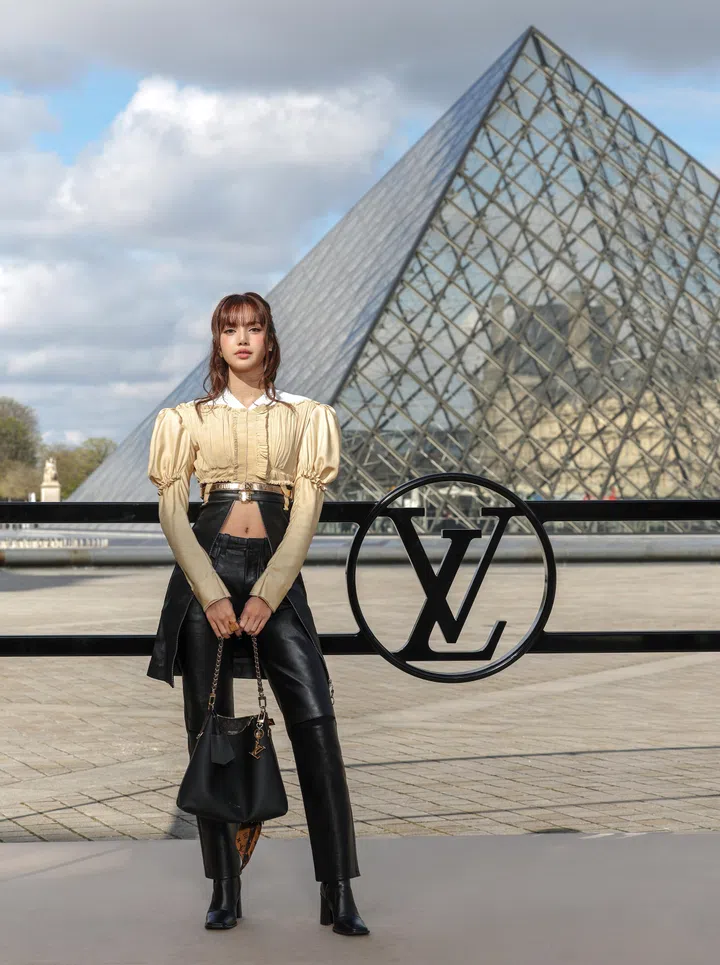 Lisa出席Louis Vuitton 2026年秋冬大秀