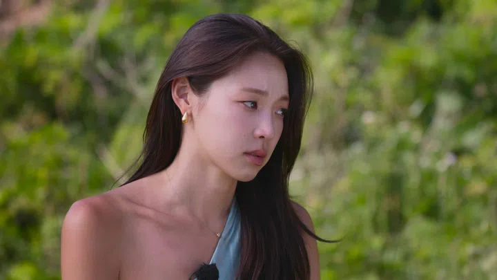 崔美娜秀（Choi Mina Sue）坚持“听内心”，却也挡不住外界的刺