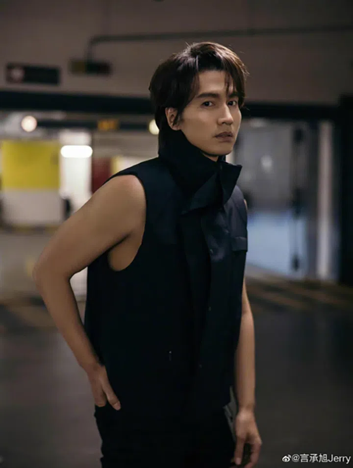 夏花 THE FORBIDDEN FLOWER JERRY YAN 言承旭