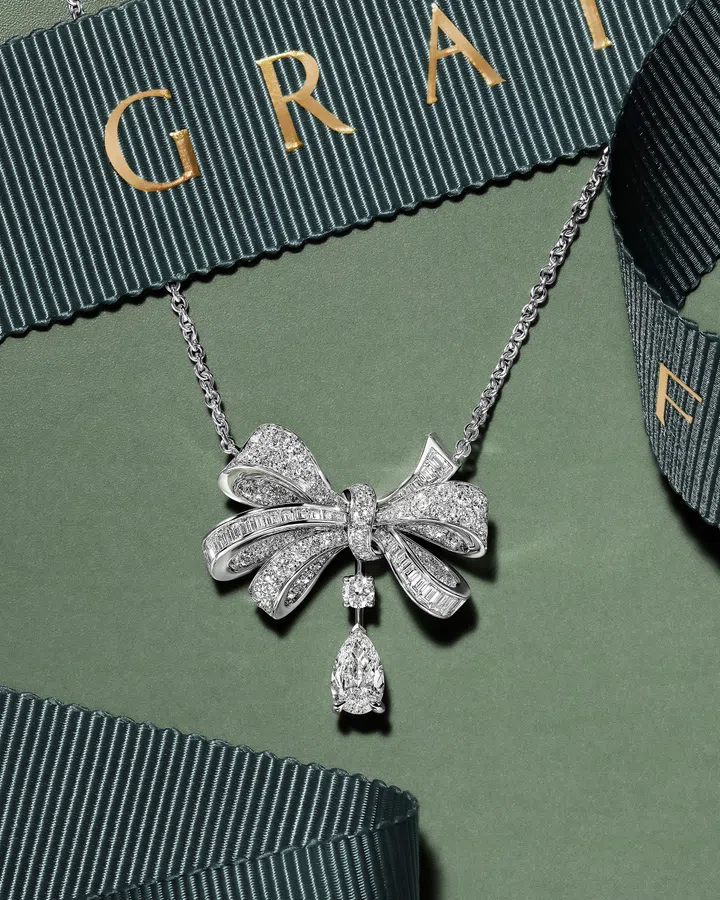 GRAFF Tilda’s Bow white gold pendant with diamonds