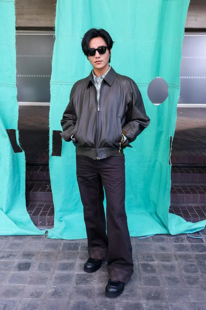 LONDON, ENGLAND - SEPTEMBER 16: Chen Kun attends the Burberry Summer 2025 show during London Fashion Week at The National Theatre on September 16, 2024 in London, England. (Photo by Dave Benett/Getty Images for Burberry)