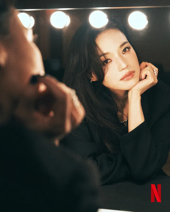 舒淇的人生伯乐侯孝贤导演推她走上创作之路。