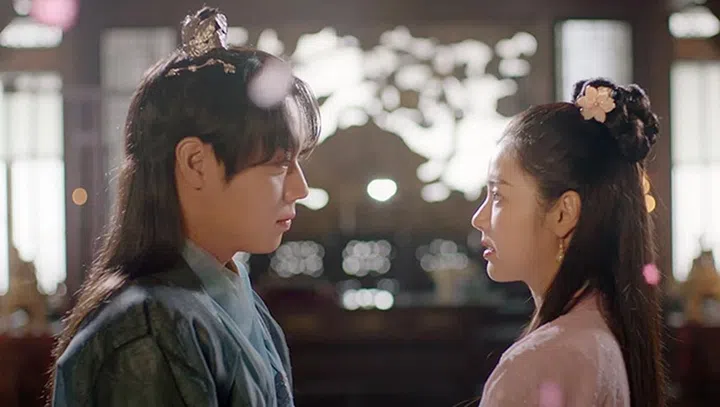 《幻像恋歌》Love Song for the Illusion