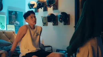 Lets Talk About Chu 爱爱内含光