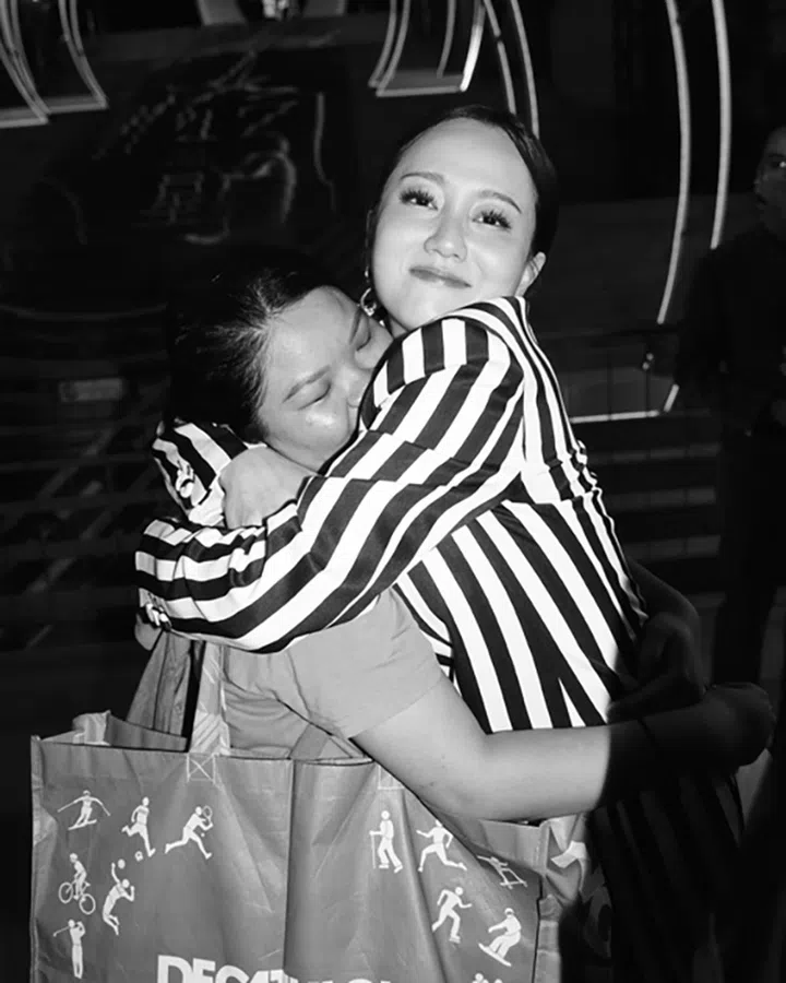 这一抱，胜过所有掌声——Mei Xin Macy 美心