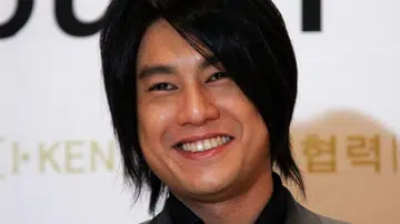 从F4朱孝天事件看给职场人的生存启示录。