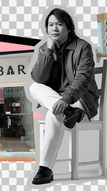 Alex与女友Sara开设了book bar