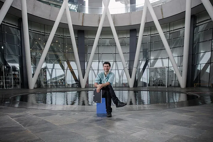 ArtScientist-In-Residence Cesar Jung-Harada