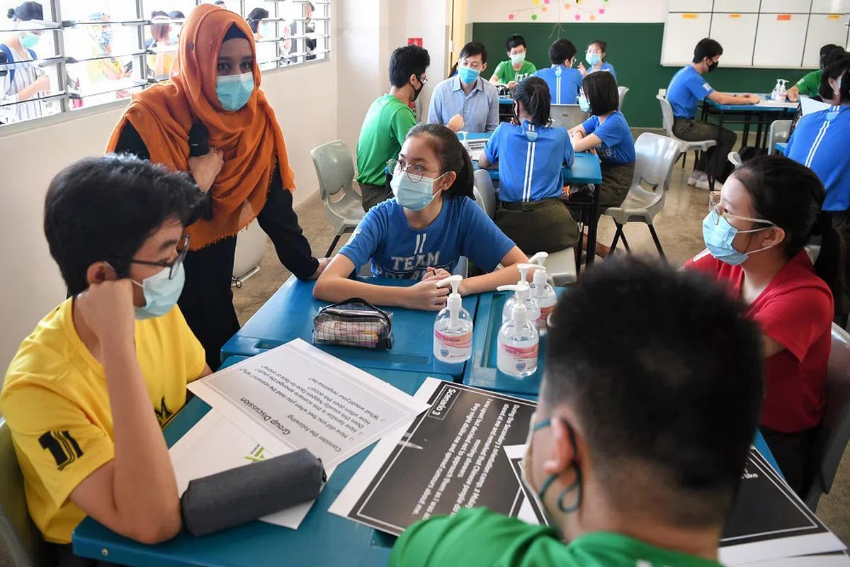 像以哈冲突这样的敏感课题，由不同宗教信仰的教师共同授课，能为学生树立一个有力的榜样。（海峡时报）