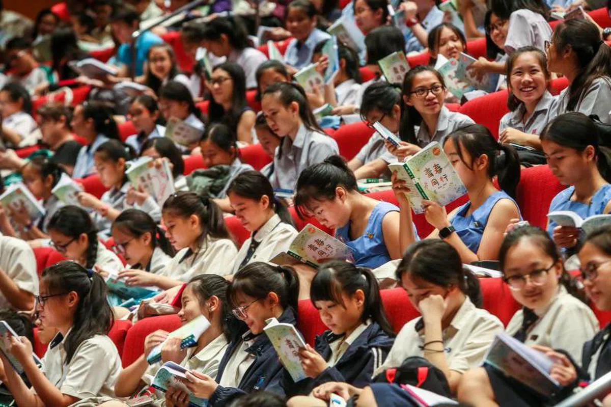 在这个emoji当道、感叹号“大行其道”的时代，中文标点符号的学问值得学生们好好学习。（联合早报）