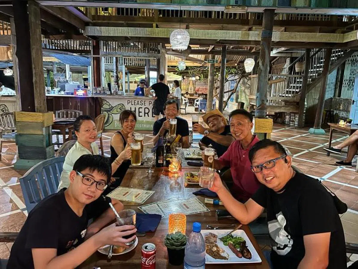 (Lawrence Leong面簿）