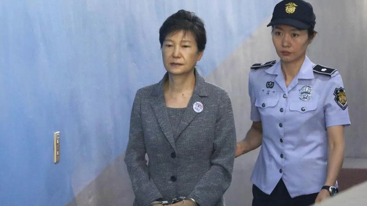  朴槿惠是首位在任内被弹劾下台的韩国总统。（互联网） 