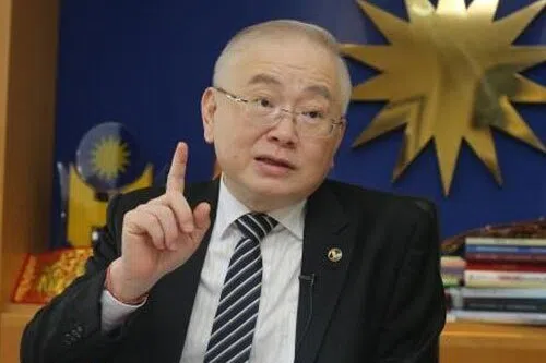 马华会长魏家祥吁请内陆税收局回应马劳疑虑。