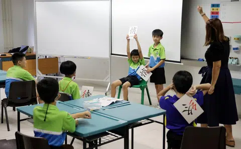 2023年4月6日，勇毅小学举行ABLE华文公开课，学生们上课时积极参与。（联合早报）