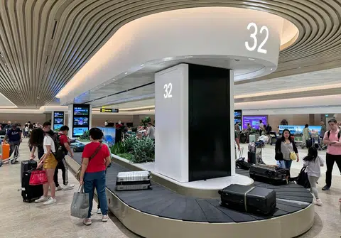 （示意图）樟宜机场第四搭客大厦的行李传送带。