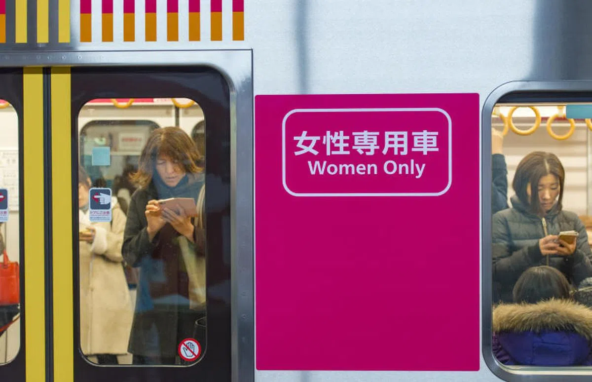 日本东京的女性专用车厢。（互联网）