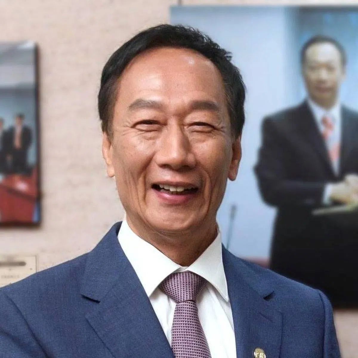  郭台铭。（郭台铭面簿） 