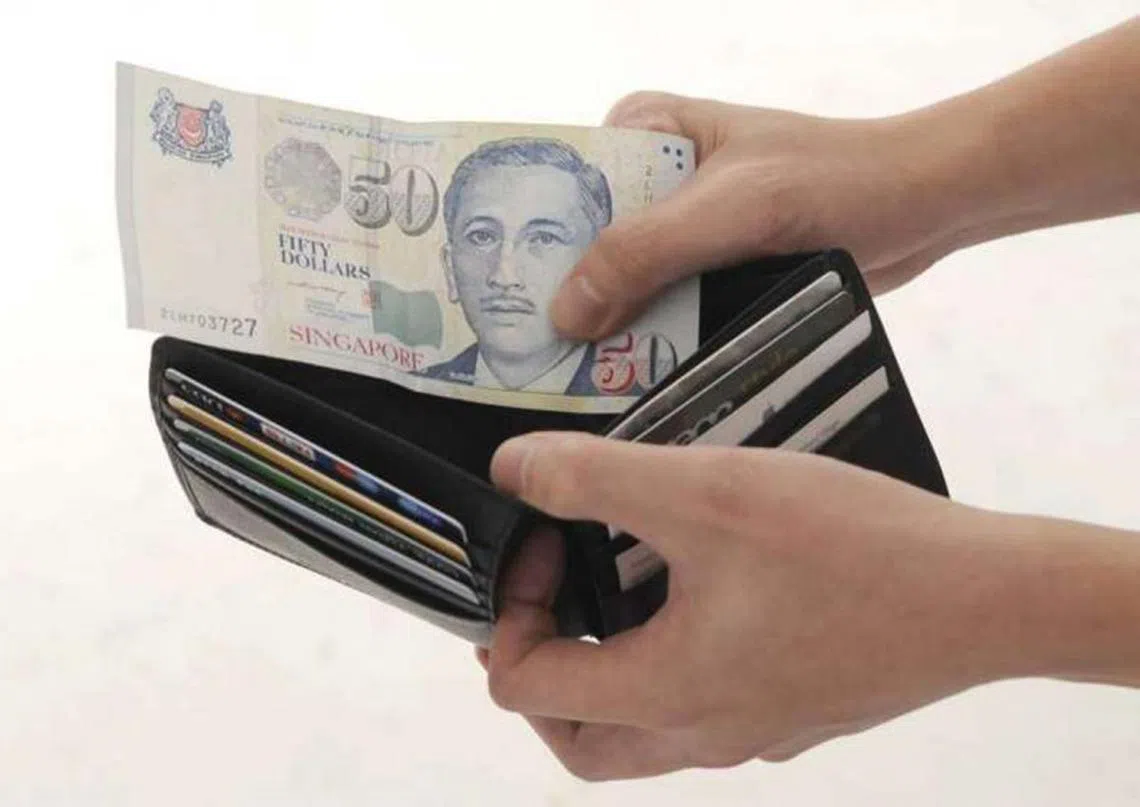 本地人对给父母家用应该不陌生。（asiaone）