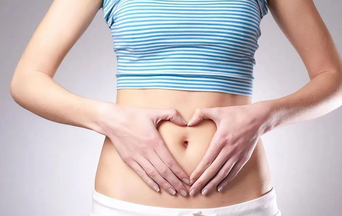 这个肚脐是真的，不要怀疑。（小红书截图）