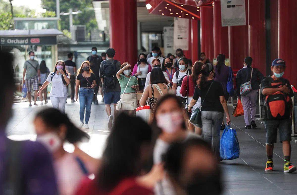 乌节路再次出现人潮，当中有多少人还未接种疫苗呢？（海峡时报）