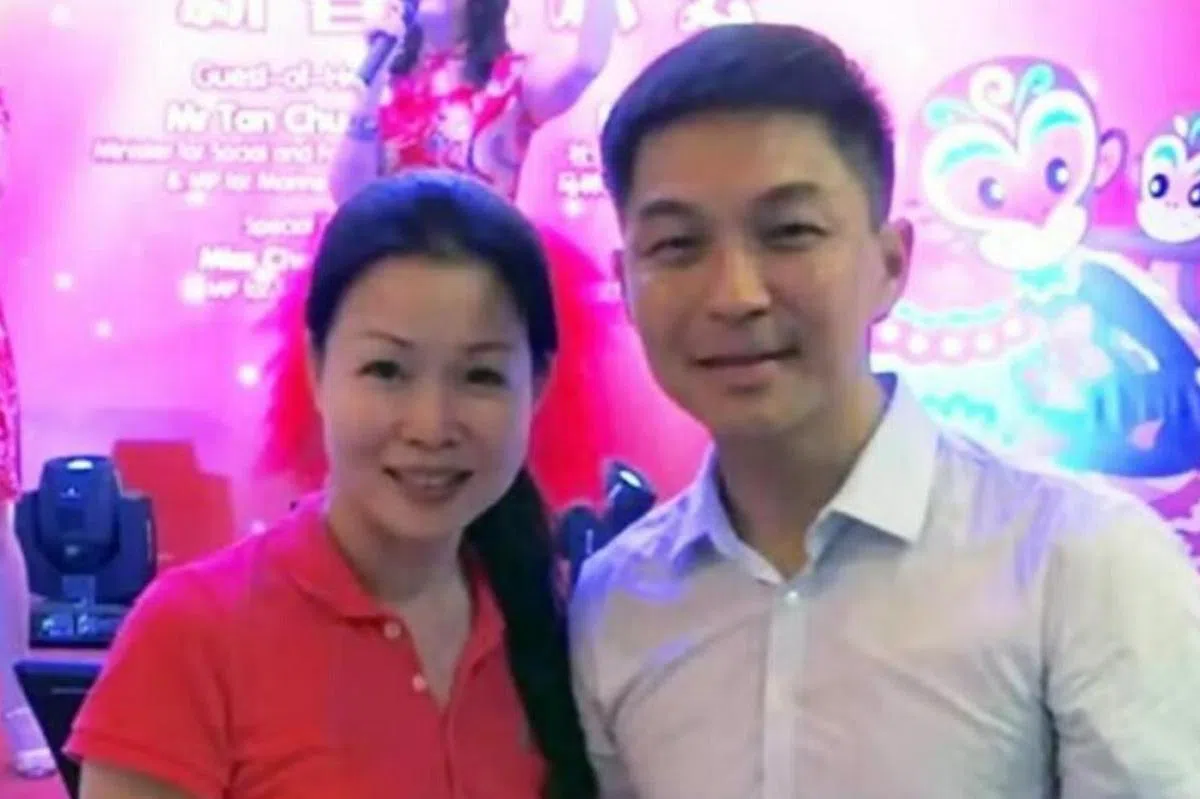 前国会议长陈川仁（右）与前人民行动党议员钟丽慧（左）的婚外情在今年7月才摆上台面。（陈川仁脸书）